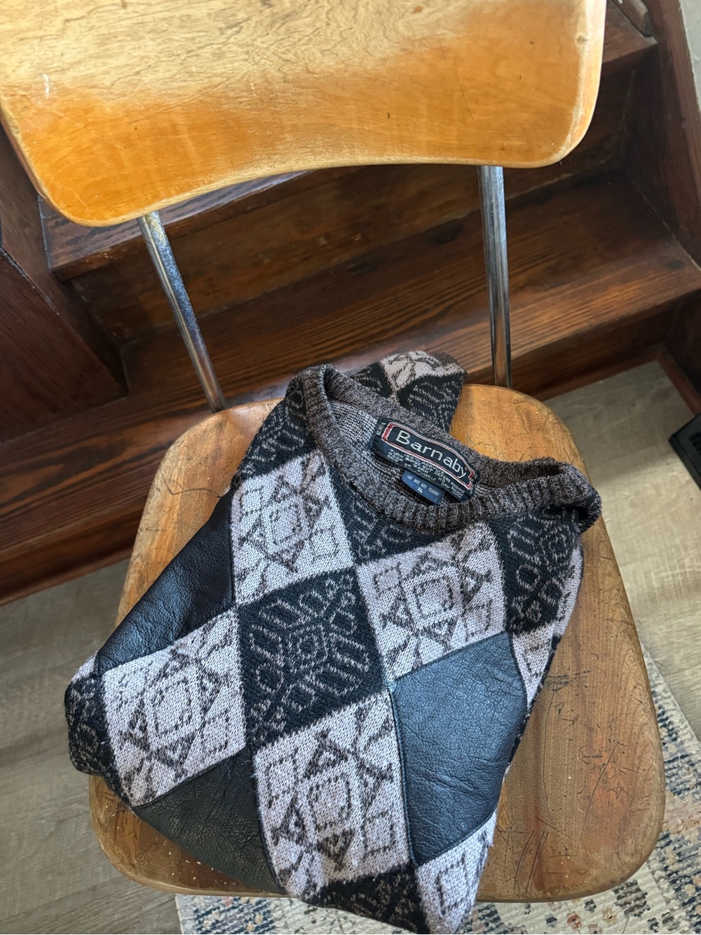 Men's Gray and Black Patterned Sweater